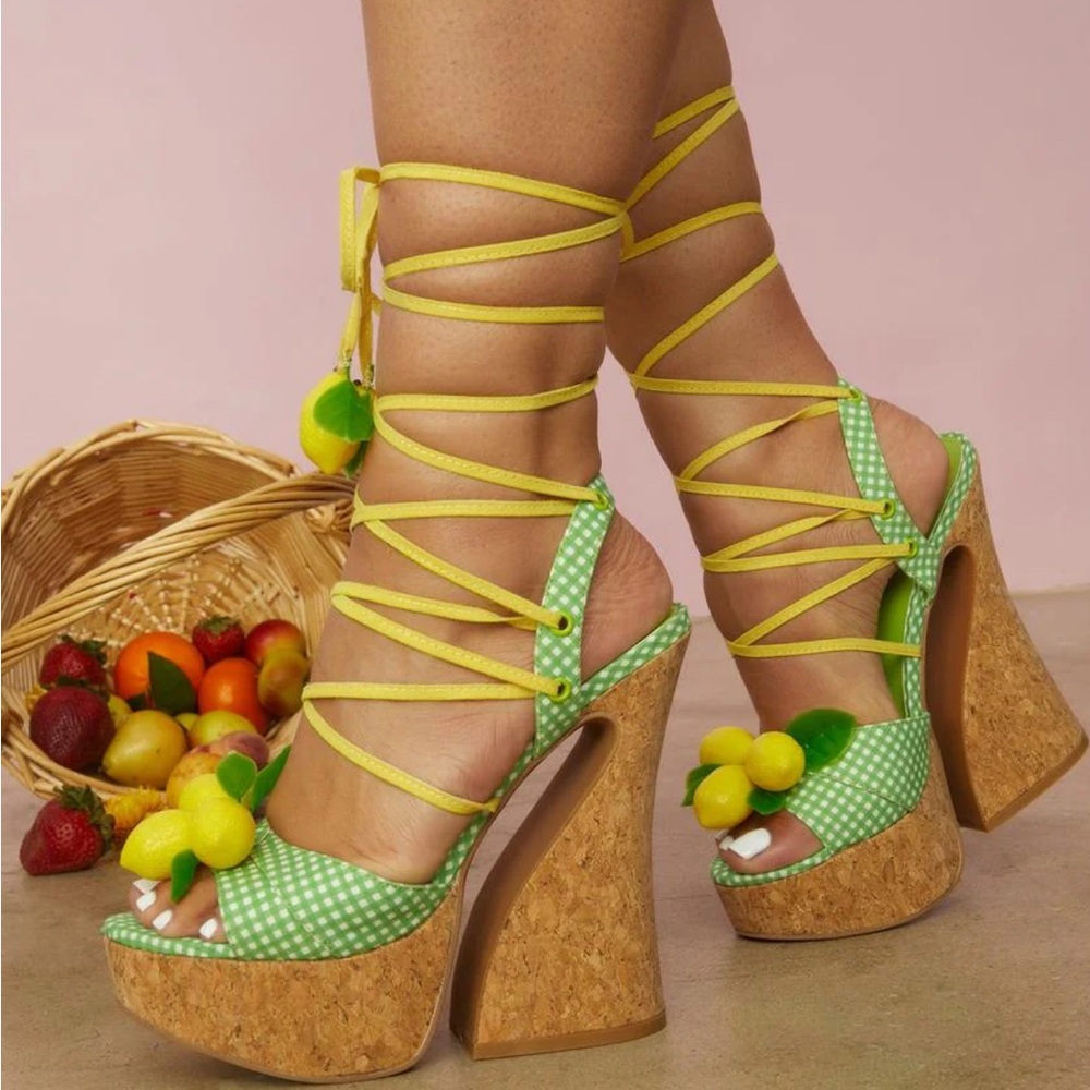 Dollskill NEW Sugar Thrillz Sour Hour Green Gingham Lemon Platform Heels Size 11 - Picture 3 of 16